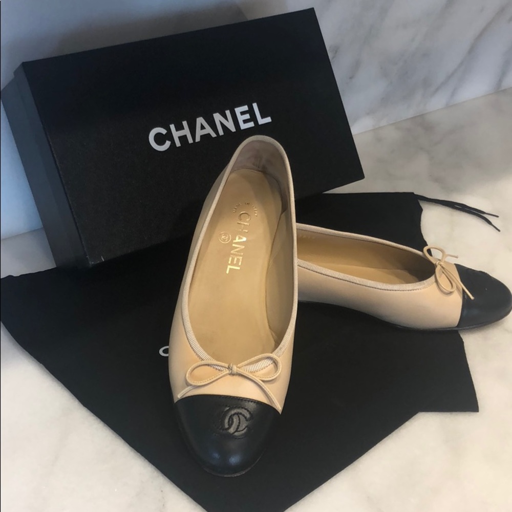 Chanel Flats Classic Ballerina like New Condition